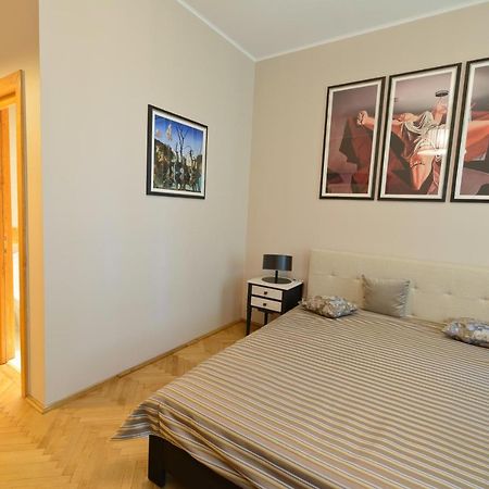 Pensiunea Elphin Targu Mures Ngoại thất bức ảnh
